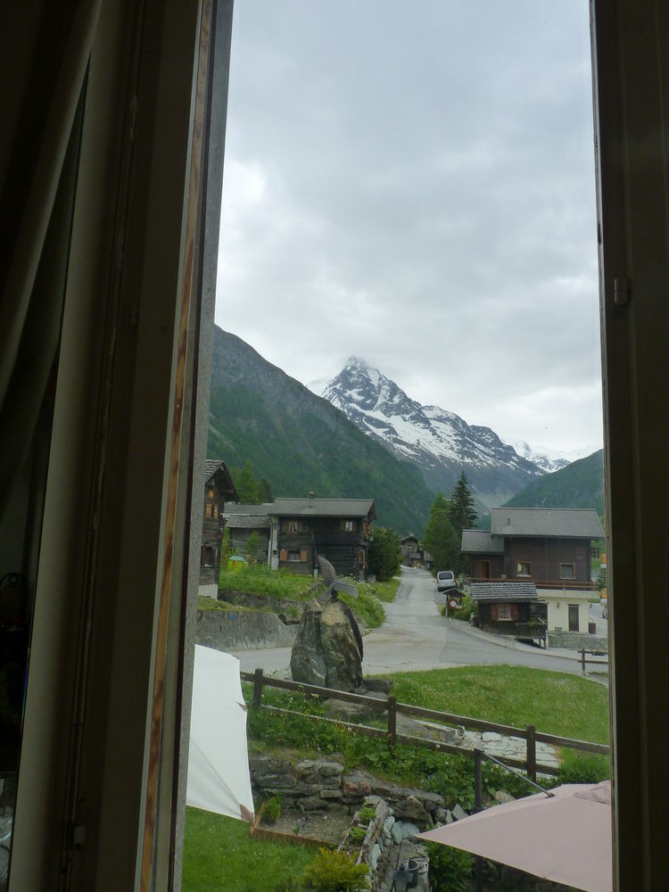 Hotel Le Besso - Swiss Romantic Lodge Zinal Bagian luar foto